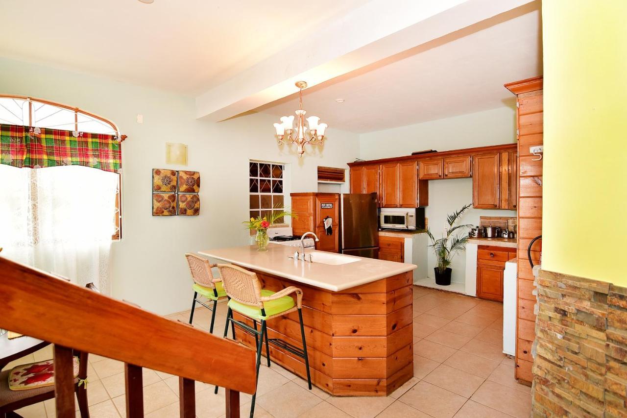 Beachfront Villa Gros Islet Exterior foto